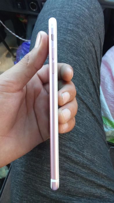 Iphone 7+ yomkst 100% pamit 32gb sotiladi