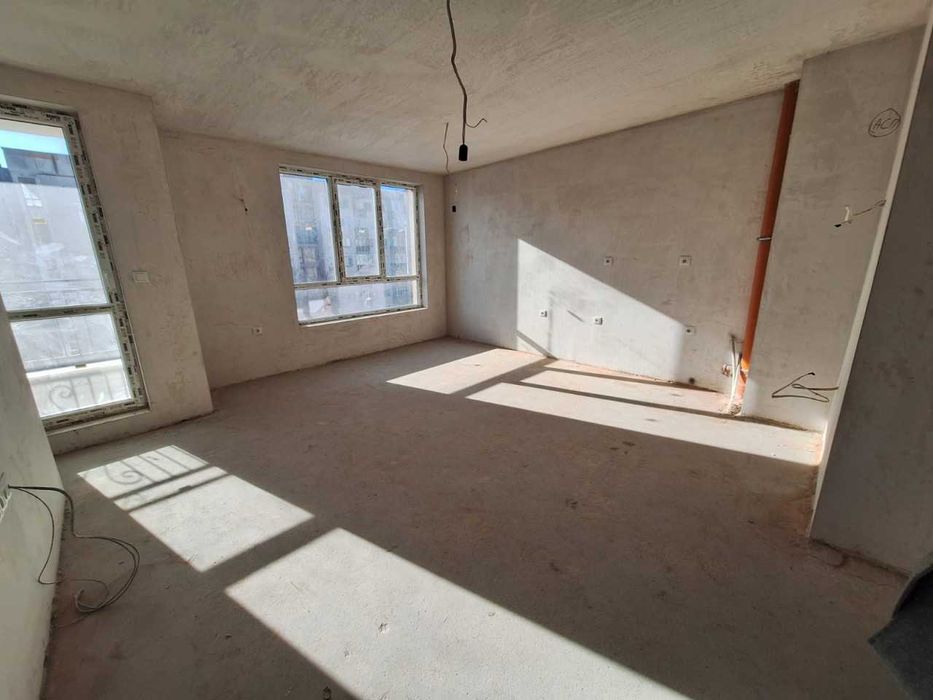 Продава се Двустаен апартамент в Пловдив, Кючук Париж - 71 кв.м за 1261 €/кв.м - Снимка #2