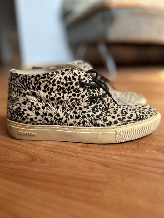 Обувь бренда Maruti