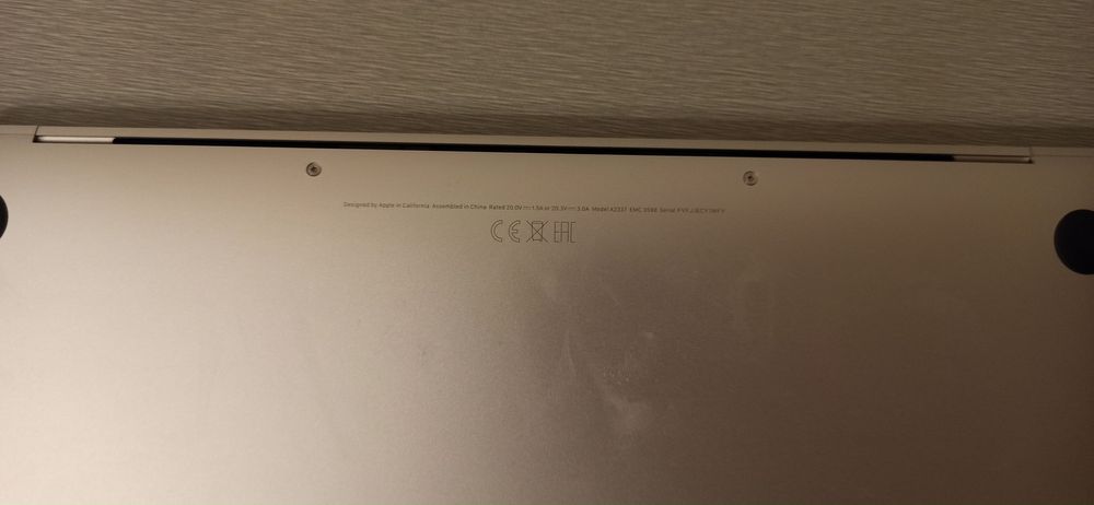 MacBook Air (MI, 256GB SSD, 8GB RAM)