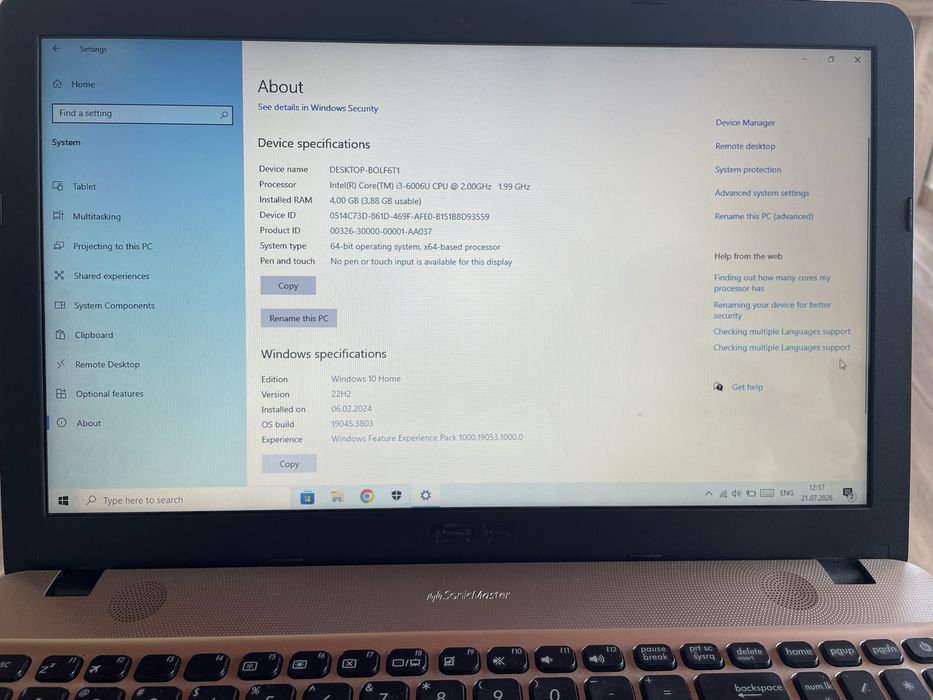 Vand laptop ASUS