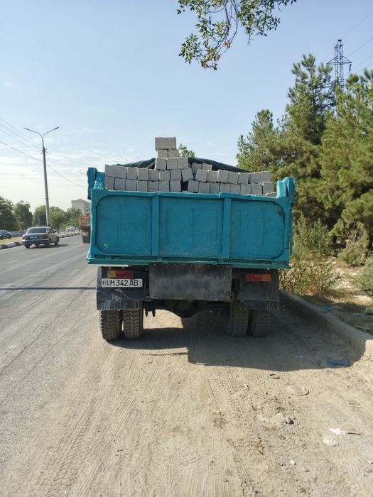 Shlakablok sotiladi