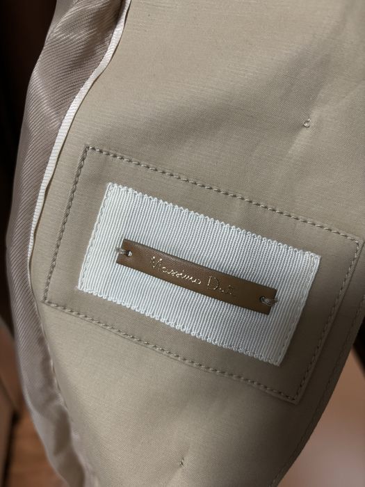 Бежевый тренч Massimo Dutti