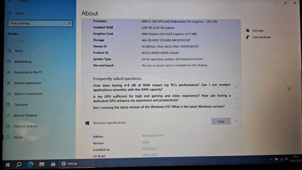 Laptop mini Sony Vaio VPCYB3V1E
