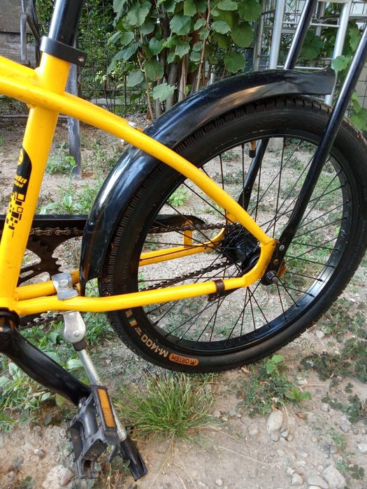 Vand bicicleta pegas