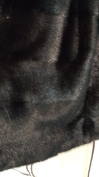 Продаётся шуба женская