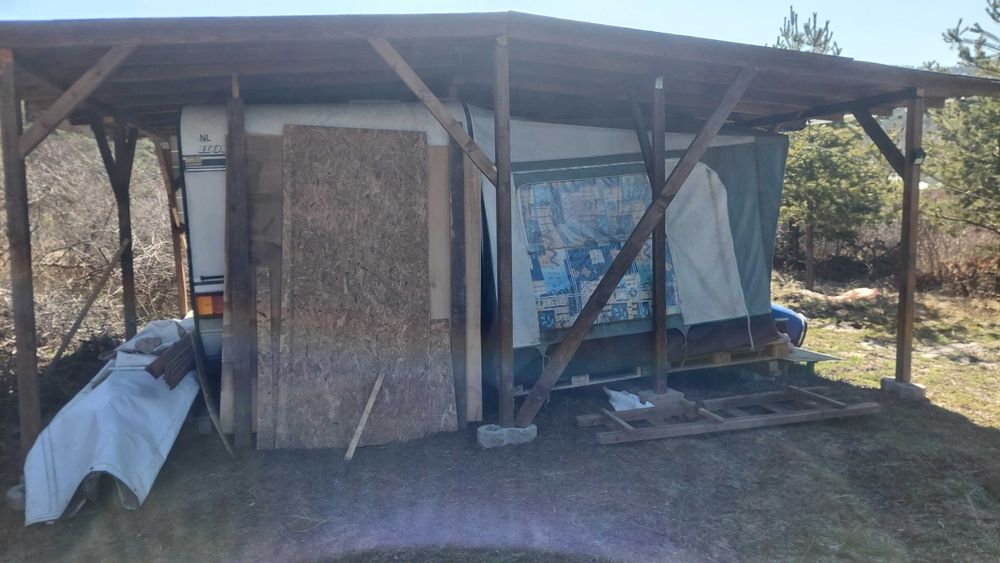 Каравана на язовир Искър