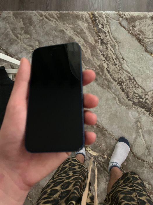 Iphone 12 sau schimb