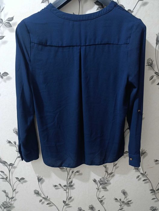 Продавам ризи S/M размер