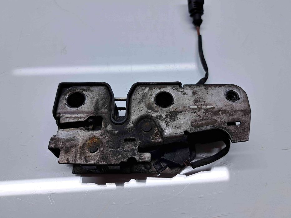 Broasca capota Skoda Fabia 2 (5J, 542) [Fabr 2007-2014] 5J0823509E