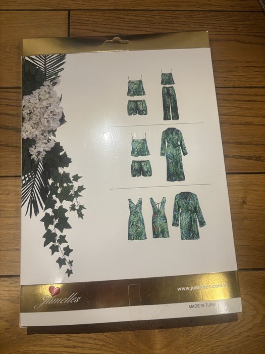 Сатенен комплект пижама и кимоно