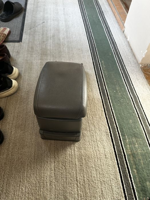 Продам центральный консоль от жентры. Gentra bar konsol sotiladi.