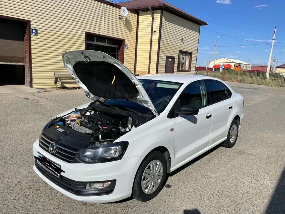 Машина volkswagen polo