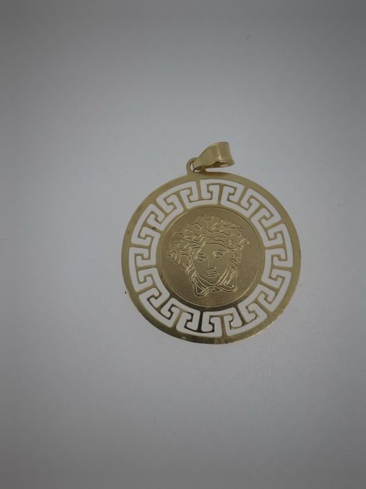 Pandantiv aur 18k 2.16gr (r)