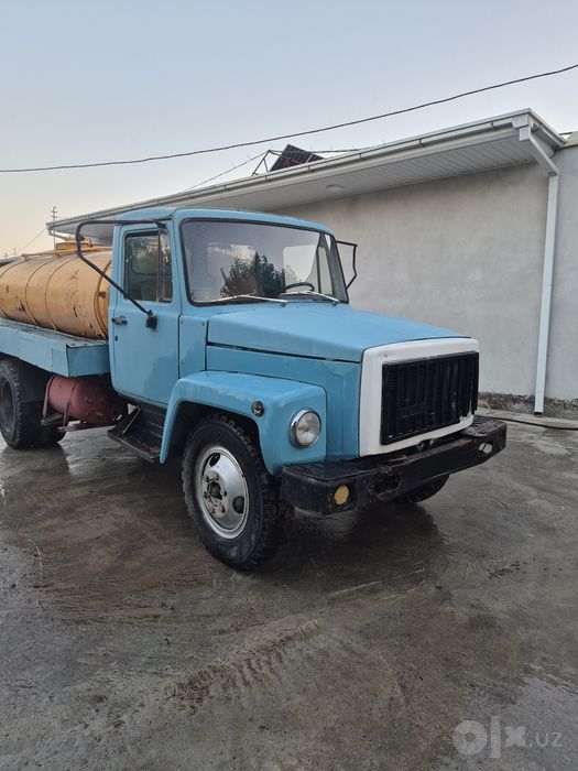 Gaz 3307 sotiladi