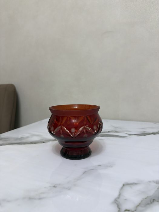 Продам вазочку для конфет