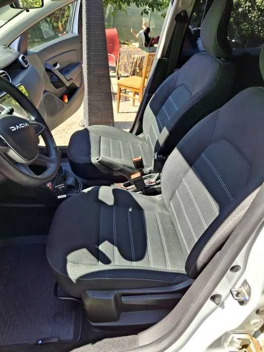 Dacia Duster 1,5 blue dci 4x4 tva deductibil