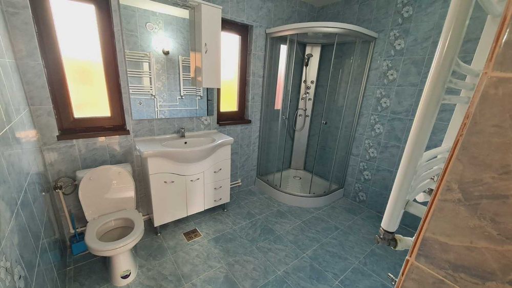 Casa de inchiriat Iasi Rusenii vechi 7 camere