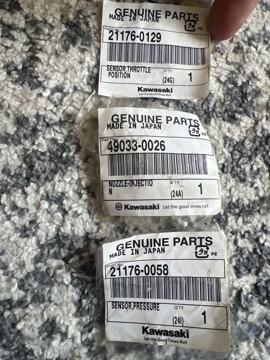 De vanzare piese noi kawasaki KXF-250 2015