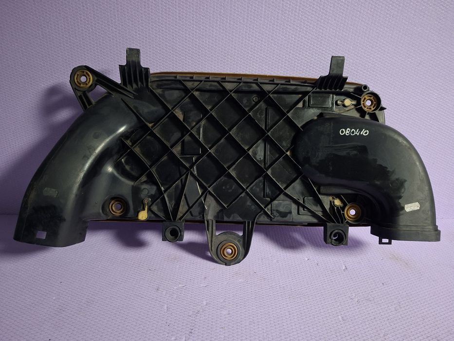 Carcasa filtru aer 3.0 diesel BMW F01 F02 F07 F10 F11 Cod 7812064