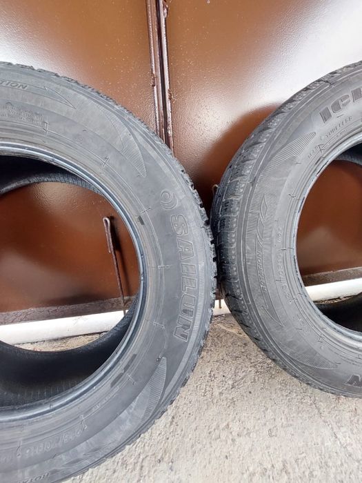 Зимные резины 215/70/16