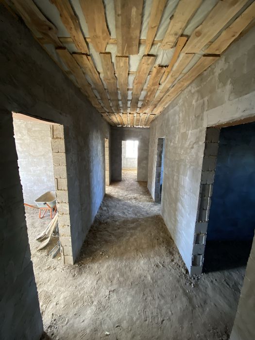 Срочно продается недостроенный дом