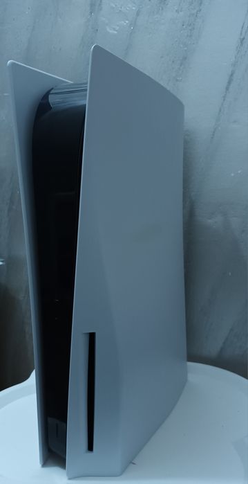 Playstation 5 + Jocuri + manetă