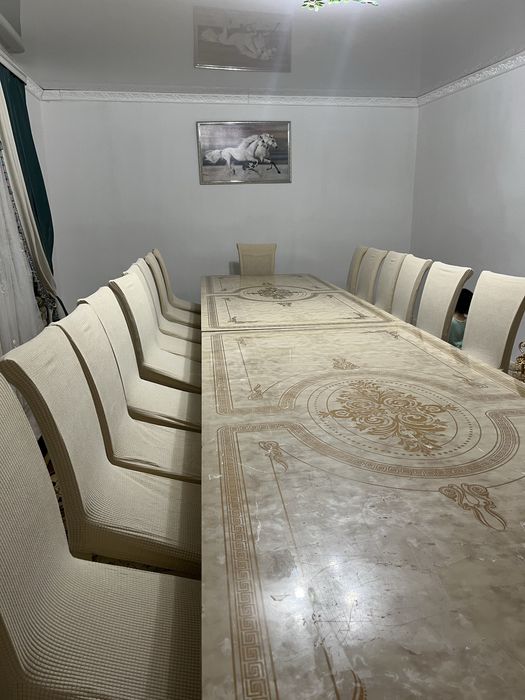 Стол 24 стульясымен, 24 чехолымен