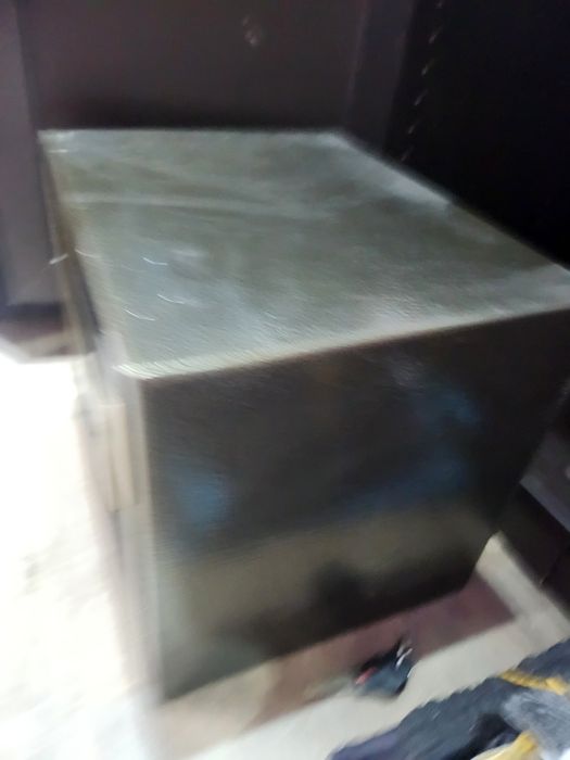 Сейф с ключами как новый