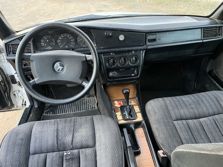 Мерседес 190 автомат
