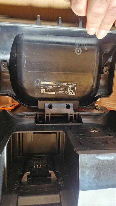 Косачка-робот WORX LANDROID WR130E 300 м2