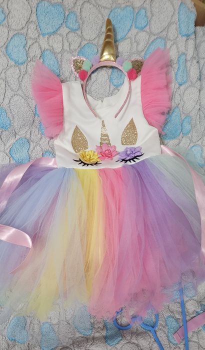 Продам нарядное платье единорожка