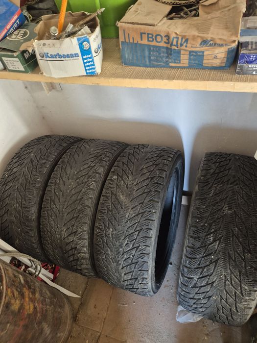 б. у шини липучка