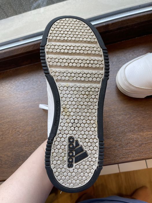 Кроссовки adidas детские 37 размер