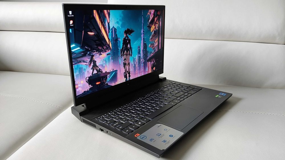 Laptop gaming DELL 16" , intel core i7-11800H, video nvidia  RTX 3060, 144hz