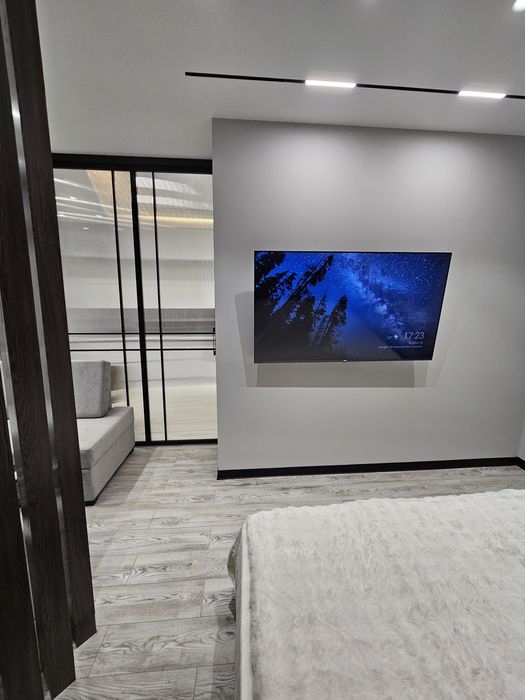 Сдаётся долгосрочный новая квартира Только иностранам!!