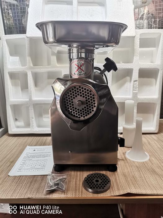 Месомелачка МК-22/ТК-22 чисто нова професионална машина