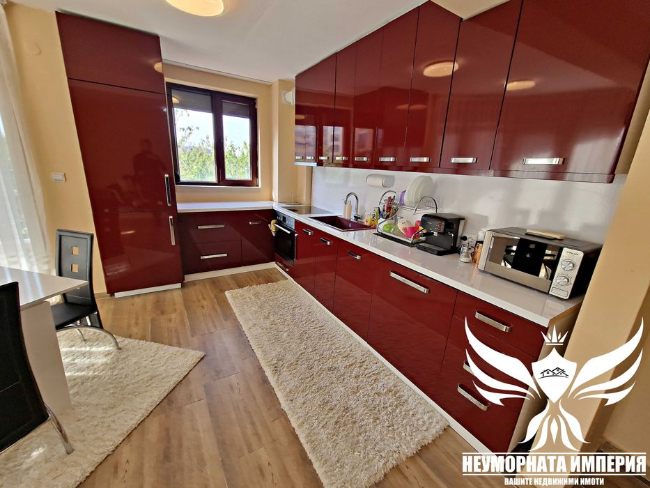 Продава се Тристаен апартамент в Пловдив, Остромила - 117 кв.м за 1366 €/кв.м - Снимка #2