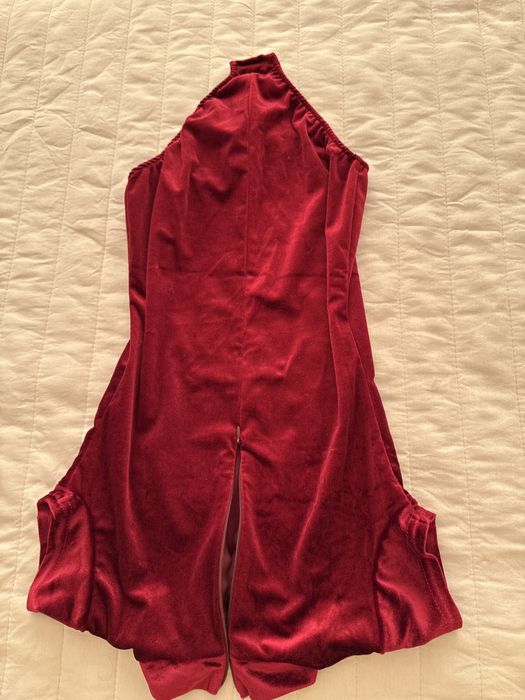 Продам  Рейтинговое  бордовое  платье