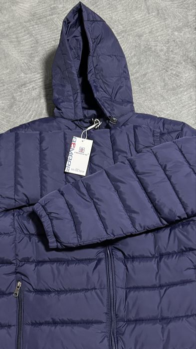 Продам новую куртку