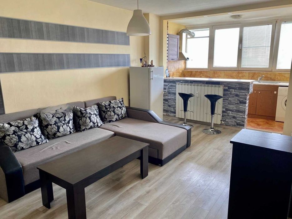 Дава се под наем Двустаен апартамент в София, Изток - 46 кв.м за 520 € - Снимка #2