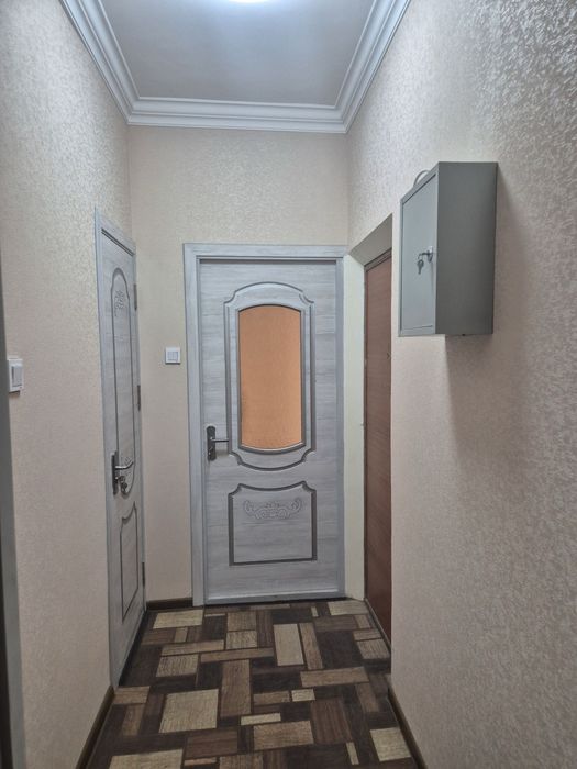 Срочна здается 2 комнотная квартира