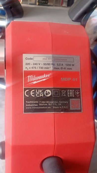 Это дрель на магнитной станине Milwaukee MDE 41,
