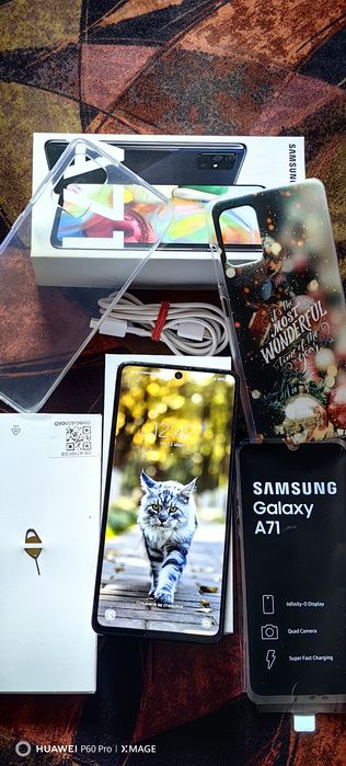 SAMSUNG GALAXY A71 5G-Перфектно Състояние.Пълен комплект+подаръци