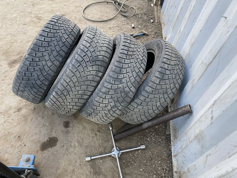Зимние Шины Michelin 205/60 R16