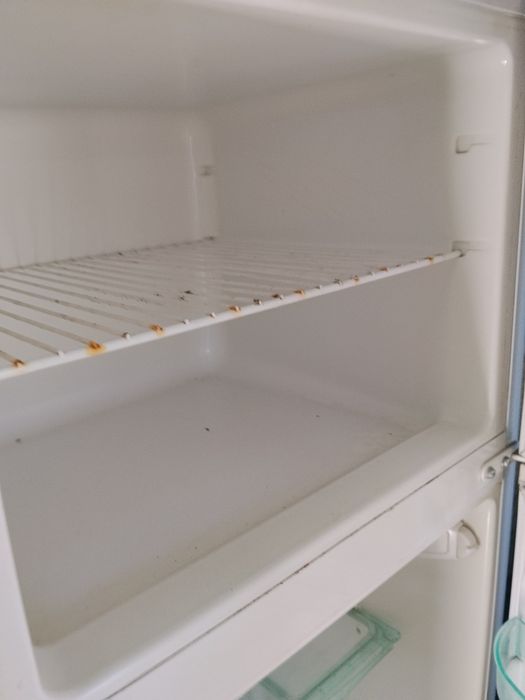 Холодильник б/у продам