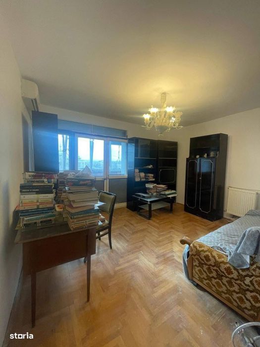De vanzare duplex cu 4 camere, 3 balcoane,  in zona Hotel Roman