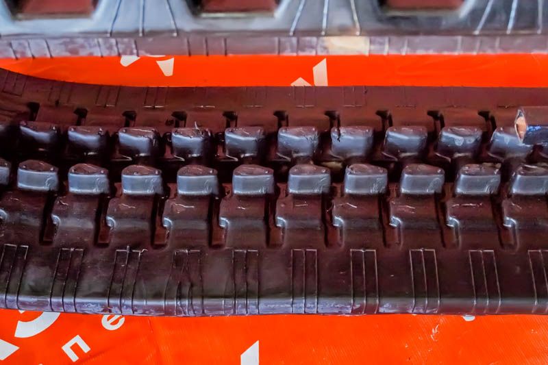 Резиновые гусеницы Yanmar