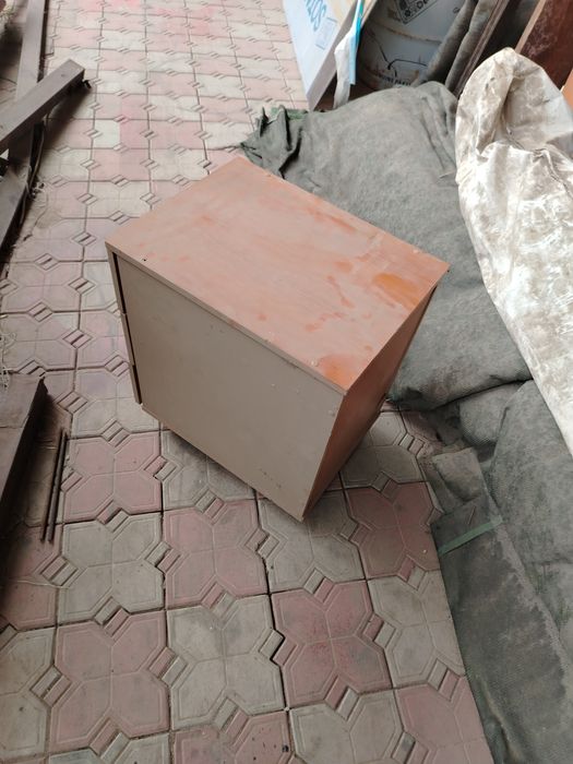 Тумбочки офисные