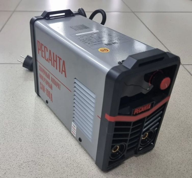 Сварочный инвертор Ресанта САИ-190Д